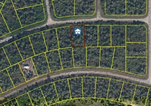 En Venta: $7,900 (0.24 acres)