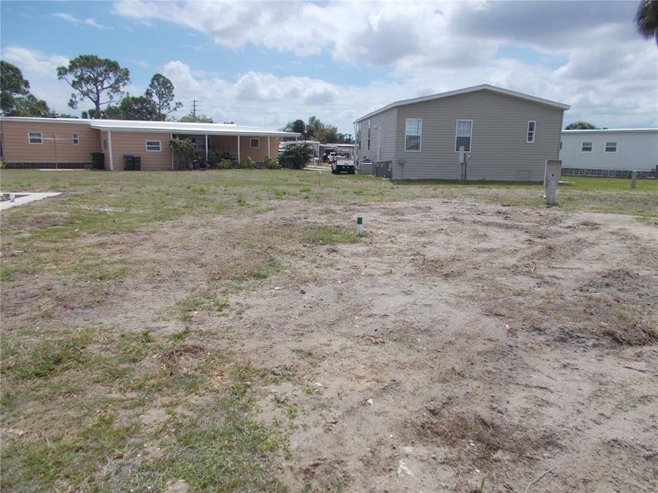 For Sale: $7,000 (0.11 acres)