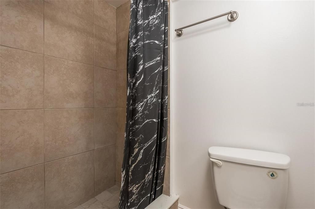 Active With Contract: $234,500 (3 beds, 2 baths, 1319 Square Feet)