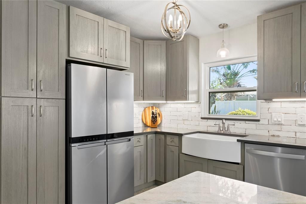 For Sale: $499,000 (3 beds, 2 baths, 1430 Square Feet)