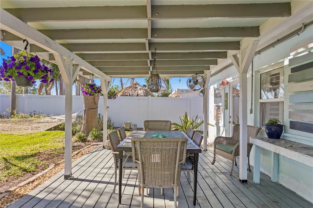 For Sale: $499,000 (3 beds, 2 baths, 1430 Square Feet)