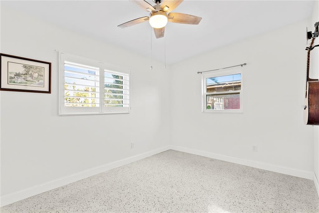 For Sale: $499,000 (3 beds, 2 baths, 1430 Square Feet)