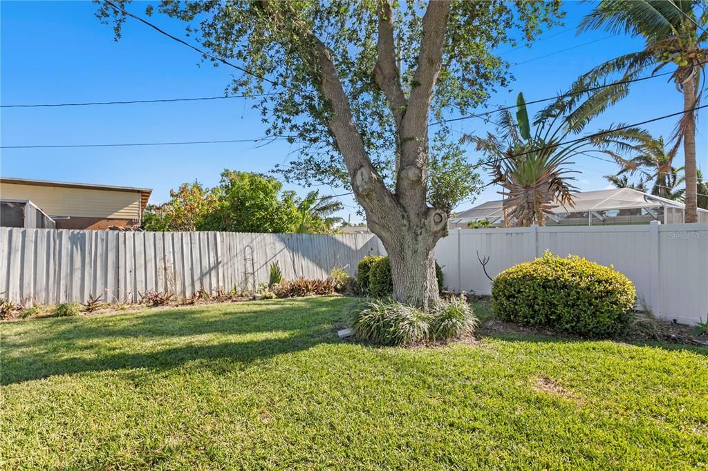 For Sale: $499,000 (3 beds, 2 baths, 1430 Square Feet)