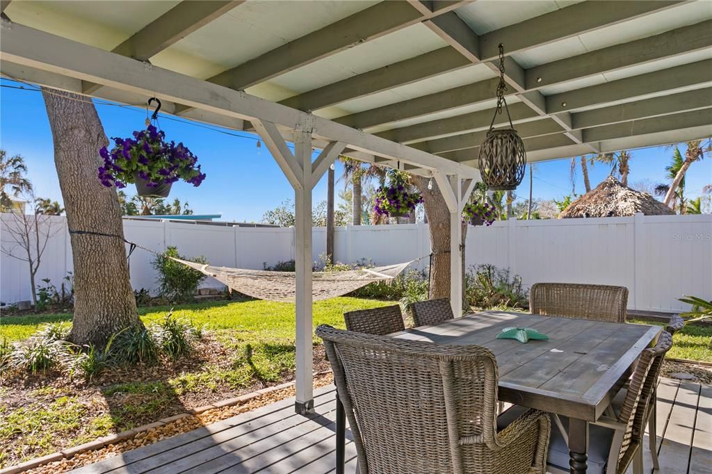 For Sale: $499,000 (3 beds, 2 baths, 1430 Square Feet)