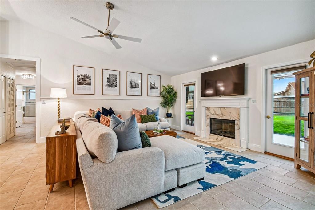 For Sale: $824,999 (6 beds, 3 baths, 2506 Square Feet)