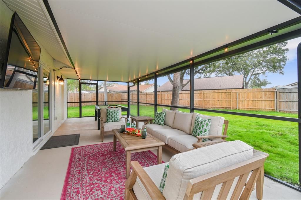 For Sale: $824,999 (6 beds, 3 baths, 2506 Square Feet)
