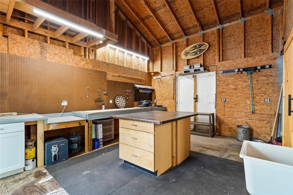For Sale: $679,000 (3 beds, 2 baths, 1870 Square Feet)