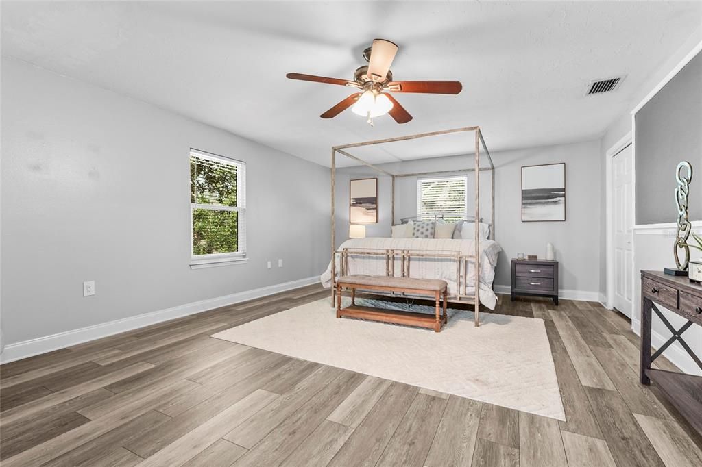 For Sale: $679,000 (3 beds, 2 baths, 1870 Square Feet)
