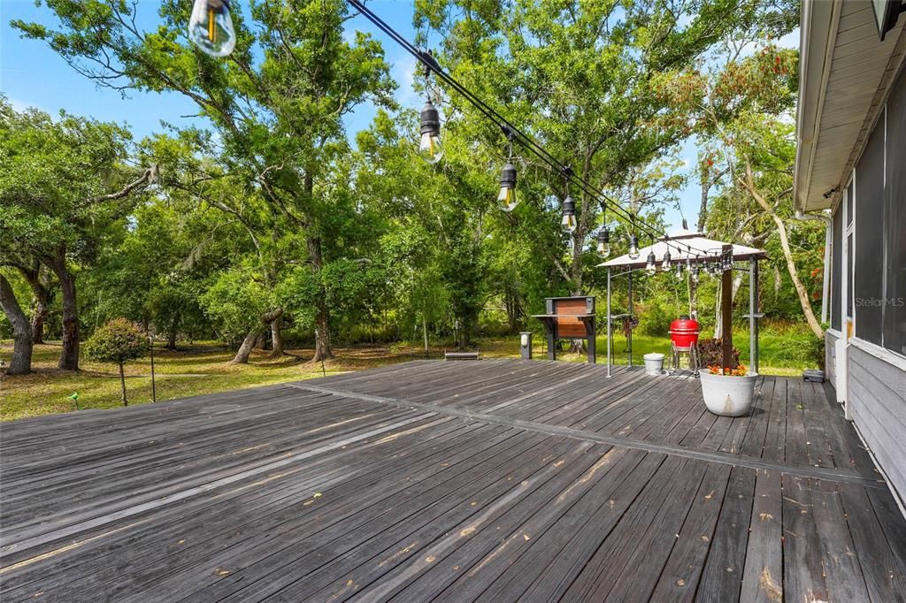 For Sale: $679,000 (3 beds, 2 baths, 1870 Square Feet)