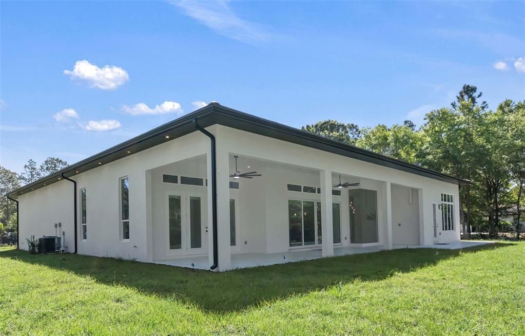 For Sale: $1,795,000 (5 beds, 4 baths, 4179 Square Feet)