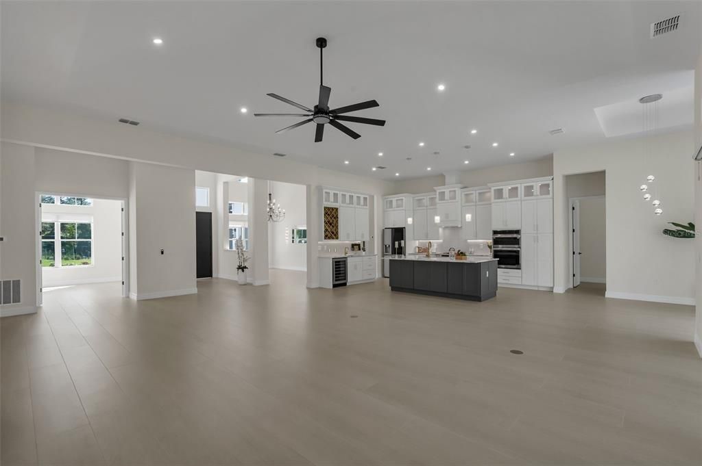 For Sale: $1,795,000 (5 beds, 4 baths, 4179 Square Feet)