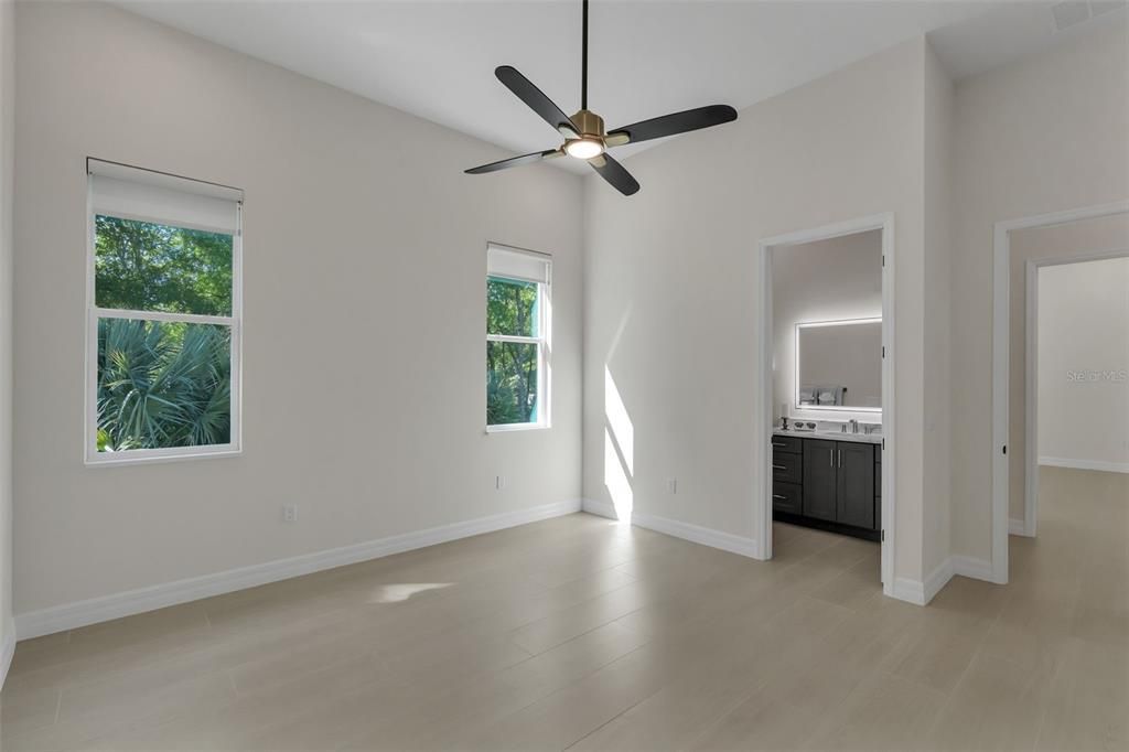 For Sale: $1,795,000 (5 beds, 4 baths, 4179 Square Feet)