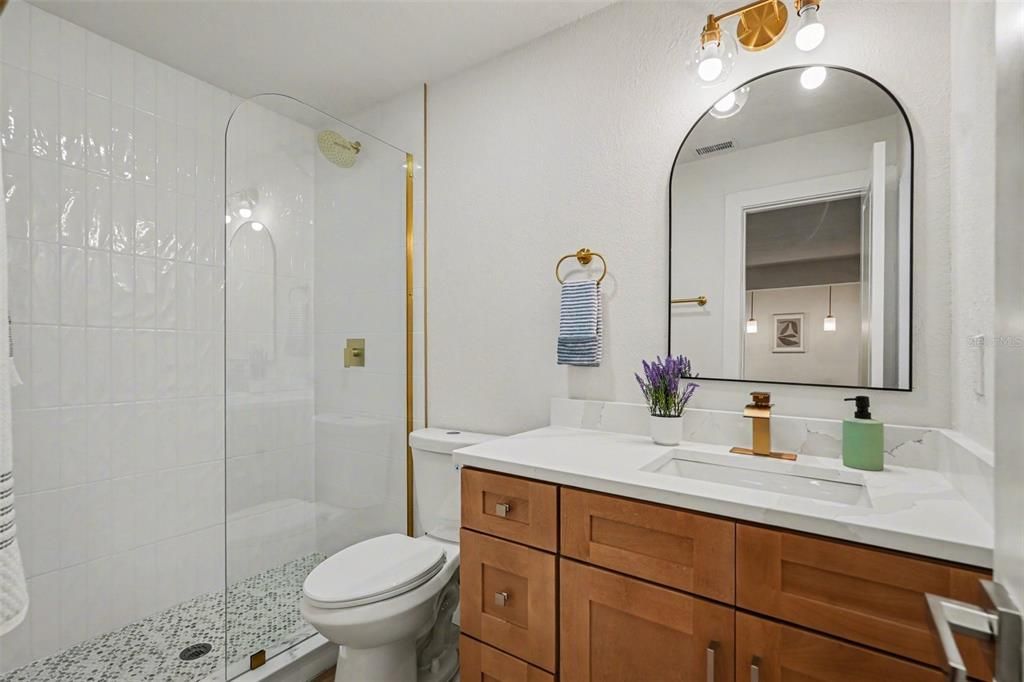 For Sale: $364,900 (3 beds, 2 baths, 1586 Square Feet)