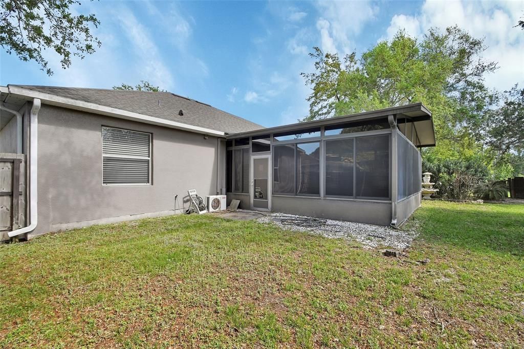 Activo con contrato: $470,000 (3 camas, 3 baños, 3087 Pies cuadrados)