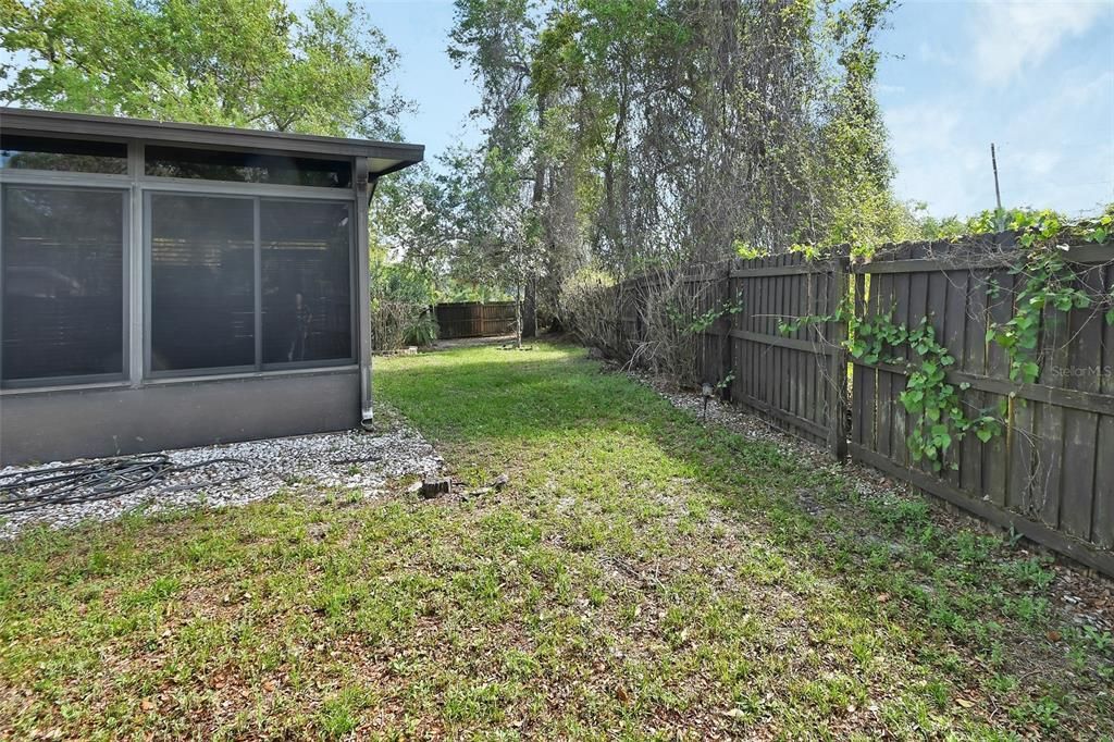 Activo con contrato: $470,000 (3 camas, 3 baños, 3087 Pies cuadrados)