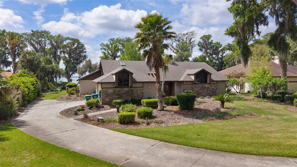 En Venta: $1,295,000 (3 camas, 3 baños, 2489 Pies cuadrados)