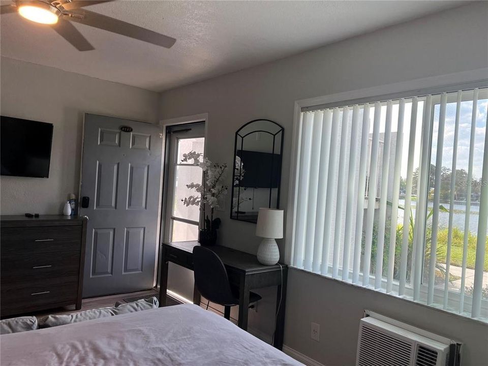 For Rent: $1,175 (0 beds, 1 baths, 336 Square Feet)