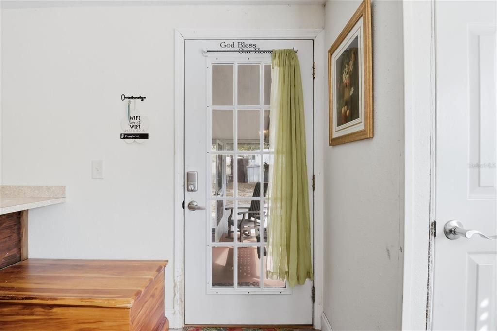 Active With Contract: $187,000 (3 beds, 2 baths, 1593 Square Feet)