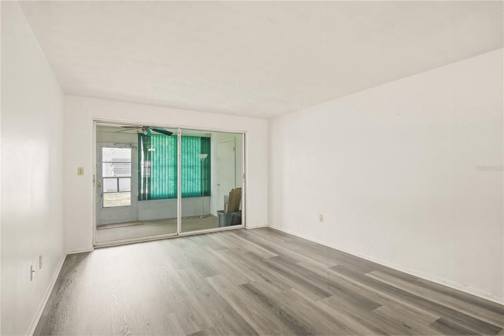 En Venta: $59,900 (2 camas, 2 baños, 888 Pies cuadrados)