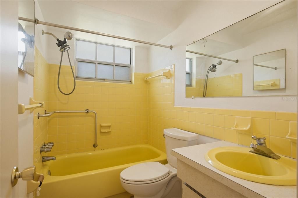 En Venta: $59,900 (2 camas, 2 baños, 888 Pies cuadrados)