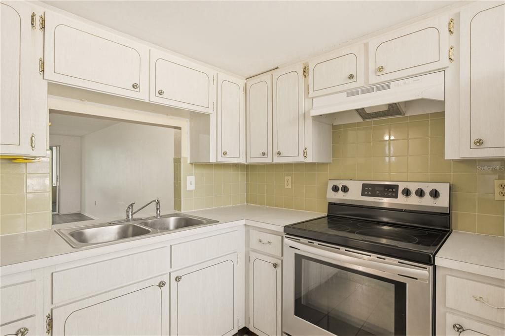 En Venta: $59,900 (2 camas, 2 baños, 888 Pies cuadrados)