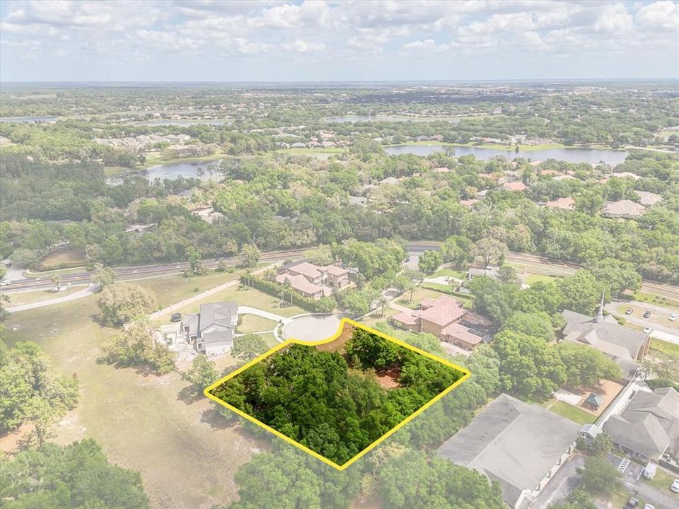 En Venta: $649,999 (1.05 acres)