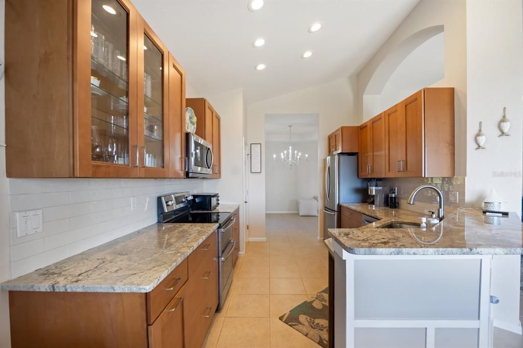 В аренду: $2,795 (3 спален, 2 ванн, 2041 Квадратных фут)