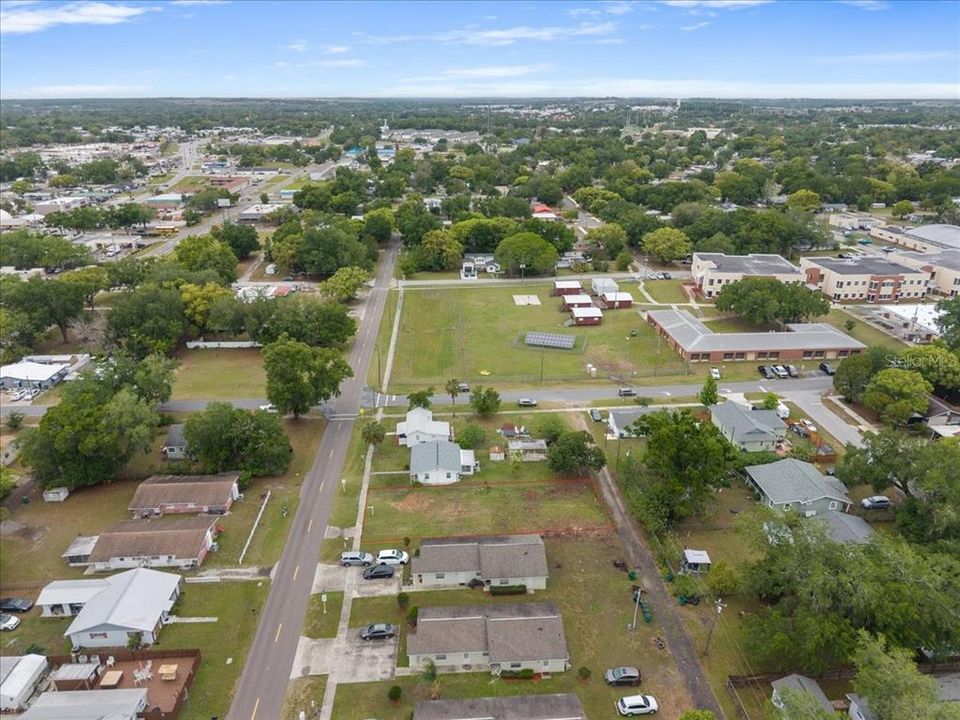 На продажу: $75,000 (0.16 acres)