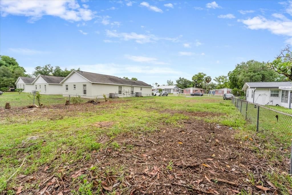 На продажу: $75,000 (0.16 acres)