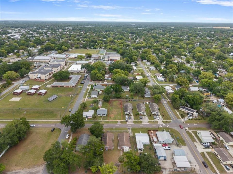 На продажу: $75,000 (0.16 acres)
