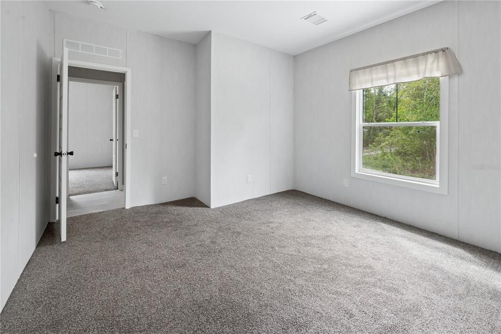 Active With Contract: $238,500 (4 beds, 2 baths, 1542 Square Feet)