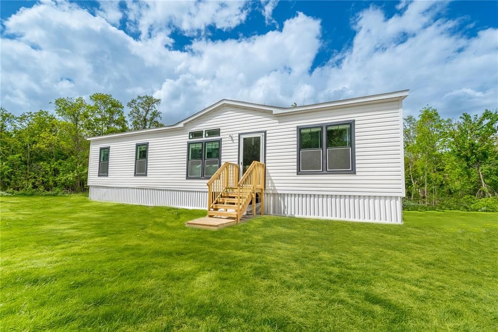 Active With Contract: $238,500 (4 beds, 2 baths, 1542 Square Feet)