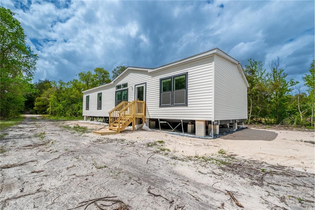 Active With Contract: $238,500 (4 beds, 2 baths, 1542 Square Feet)