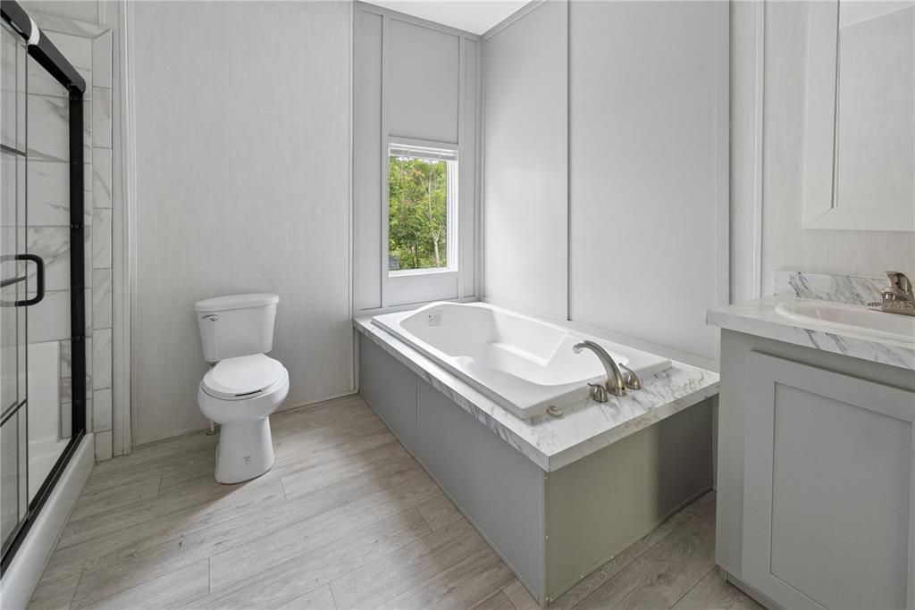Active With Contract: $238,500 (4 beds, 2 baths, 1542 Square Feet)