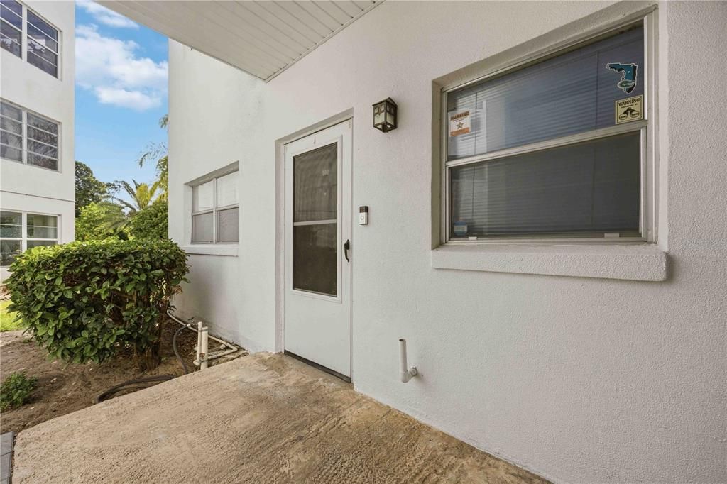 En Venta: $89,500 (2 camas, 2 baños, 1361 Pies cuadrados)