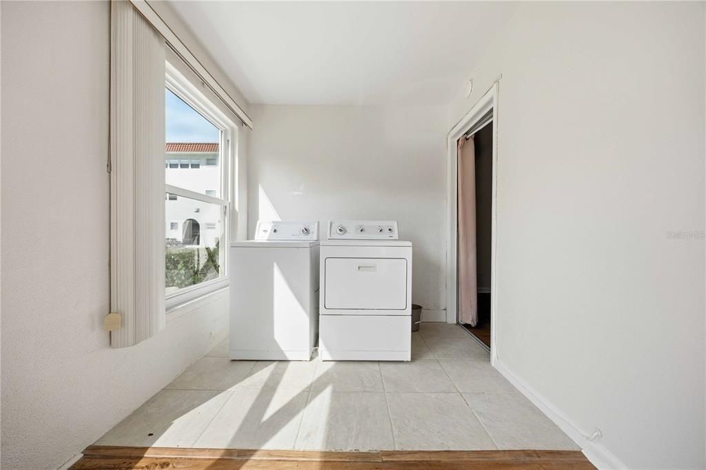En Venta: $89,500 (2 camas, 2 baños, 1361 Pies cuadrados)