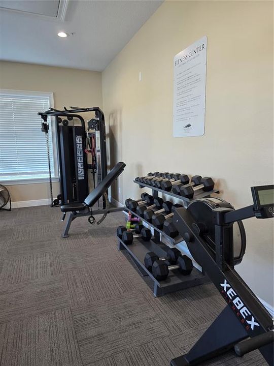 На продажу: $99,000 (0.07 acres)