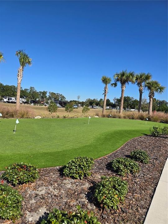 На продажу: $99,000 (0.07 acres)