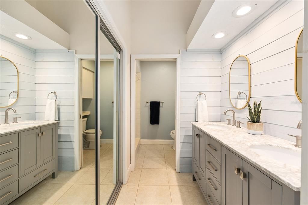 待售: $249,900 (2 贝兹, 2 浴室, 1045 平方英尺)