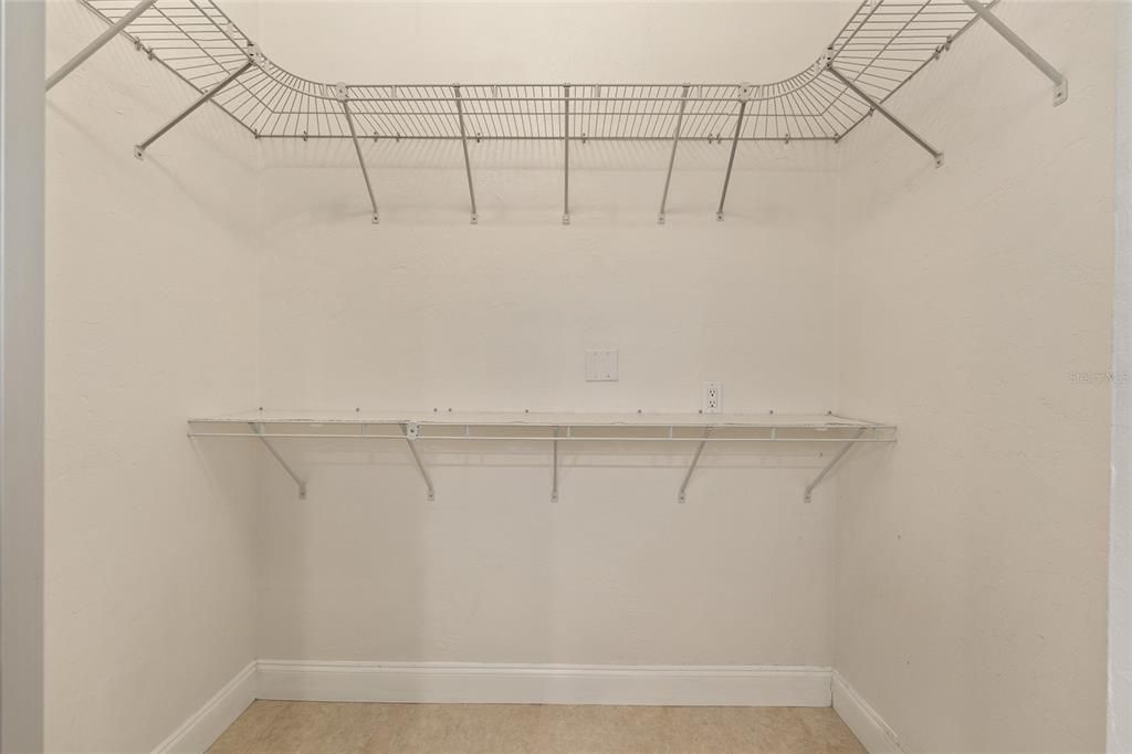 待售: $249,900 (2 贝兹, 2 浴室, 1045 平方英尺)