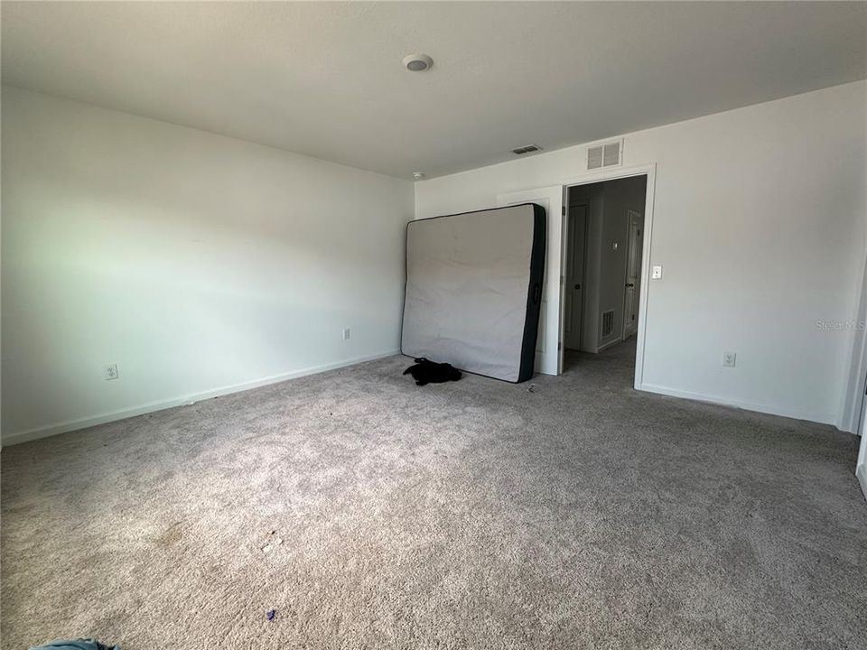 For Sale: $253,000 (3 beds, 2 baths, 1471 Square Feet)