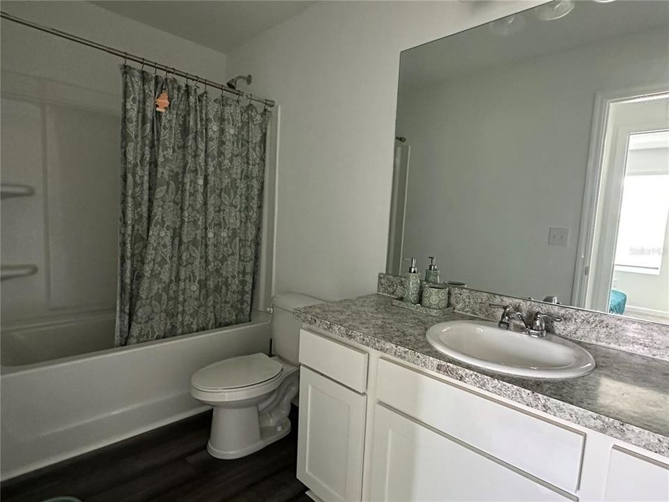 For Sale: $253,000 (3 beds, 2 baths, 1471 Square Feet)