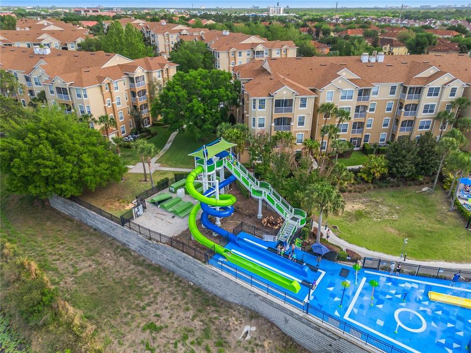 Под контрактом: $320,000 (3 спален, 2 ванн, 1246 Квадратных фут)