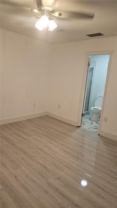 For Sale: $198,000 (2 beds, 2 baths, 1184 Square Feet)