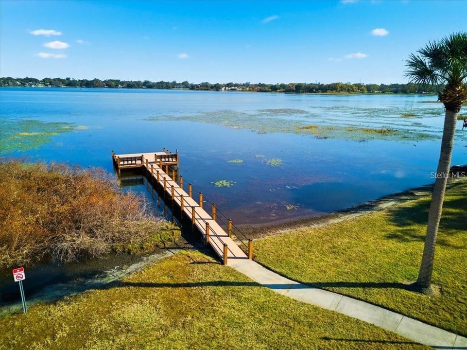 For Sale: $198,000 (2 beds, 2 baths, 1184 Square Feet)