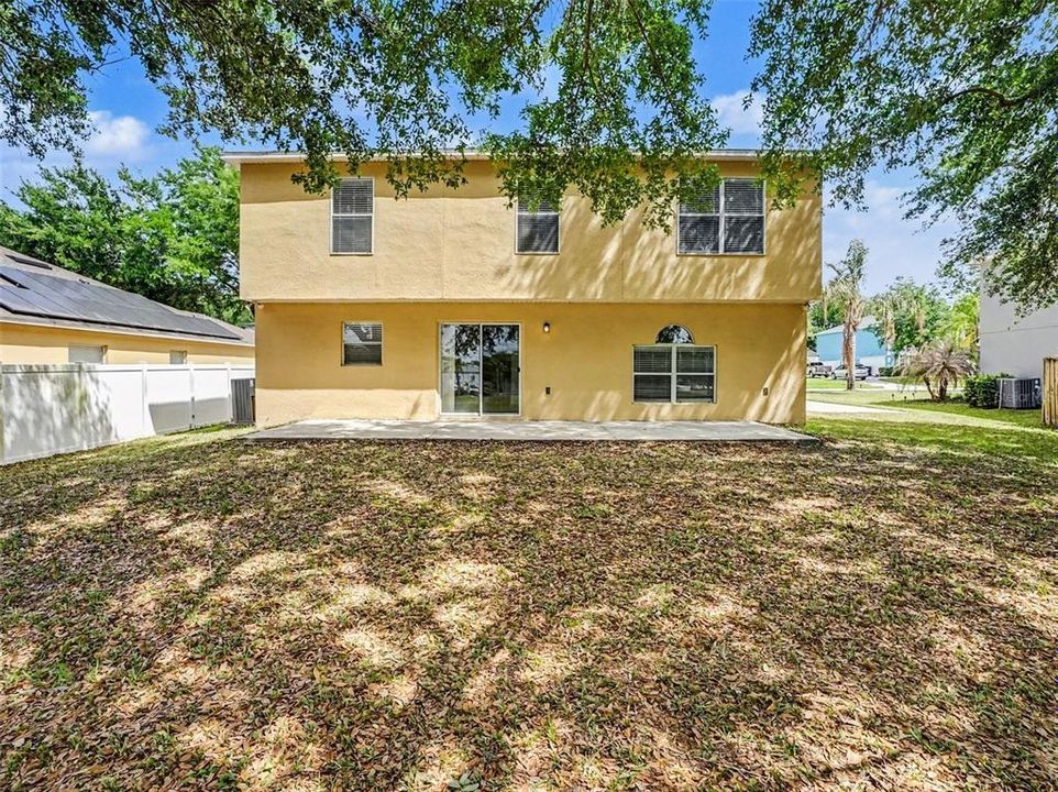 Active With Contract: $419,900 (4 beds, 2 baths, 2578 Square Feet)