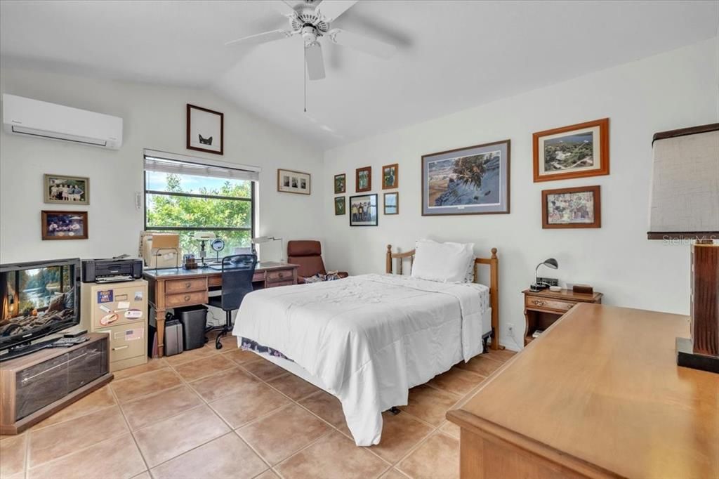 En Venta: $549,000 (3 camas, 2 baños, 2266 Pies cuadrados)