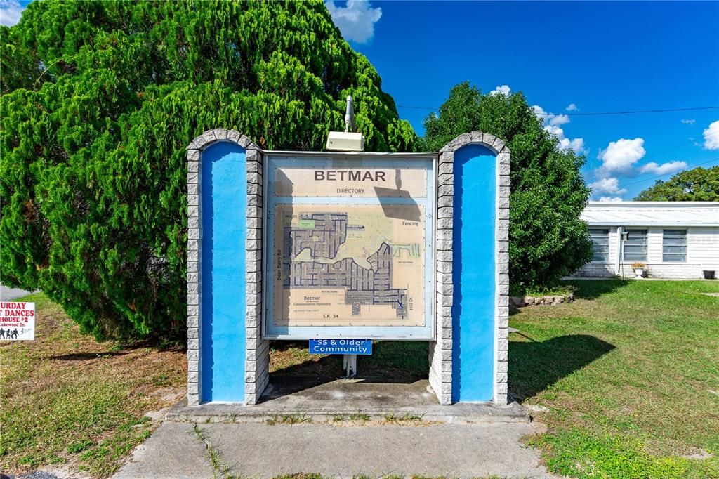 На продажу: $139,000 (2 спален, 1 ванн, 862 Квадратных фут)