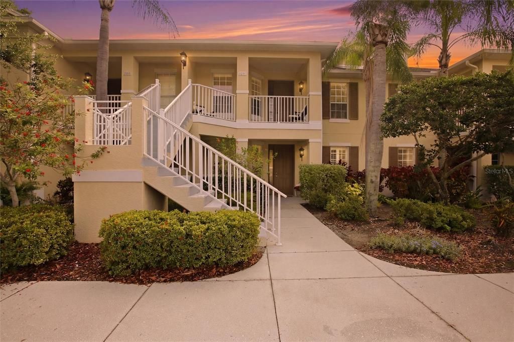Active With Contract: $235,000 (2 beds, 2 baths, 1496 Square Feet)