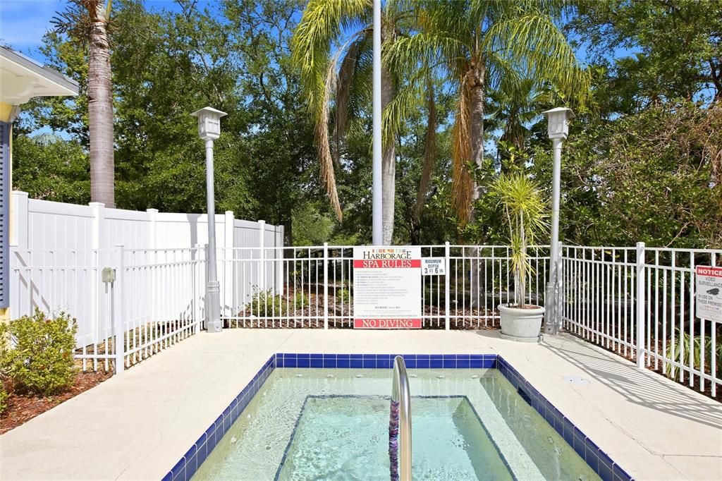 Active With Contract: $235,000 (2 beds, 2 baths, 1496 Square Feet)